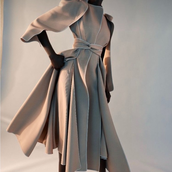 Meet your Posher, Frieda - Picture 1 of 1